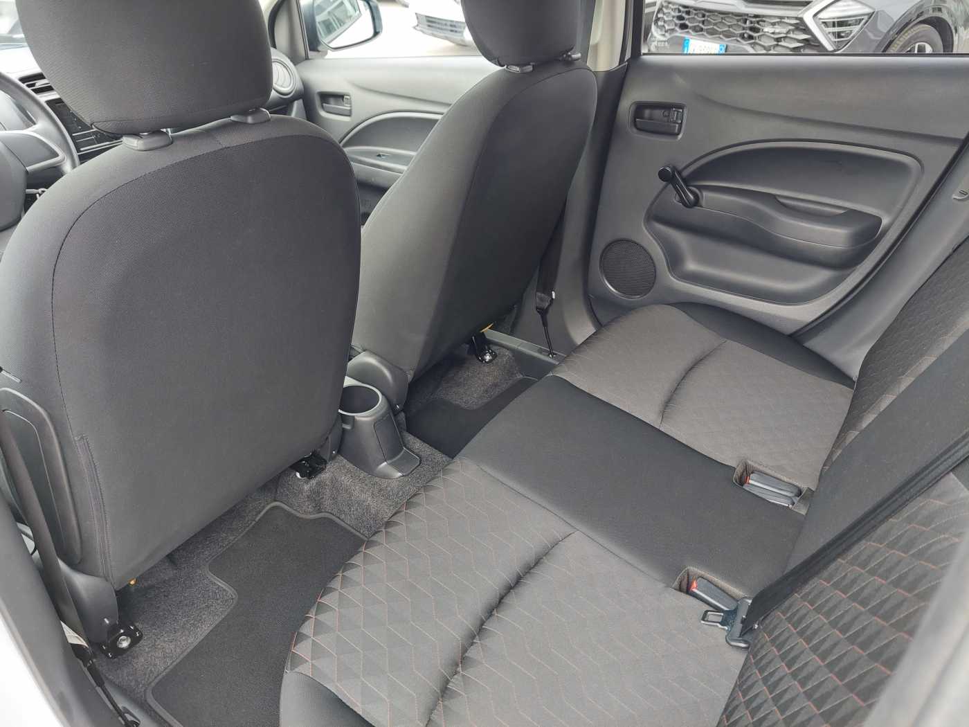 Mitsubishi Space Star 3ª serie 1.2 Invite Radio