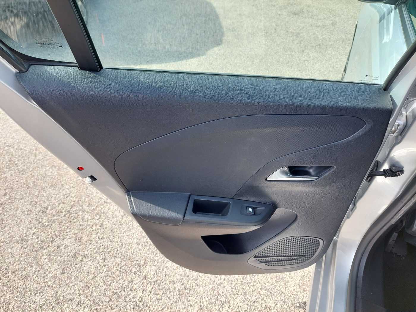 Opel Corsa 6ª serie 1.2 100 CV GS