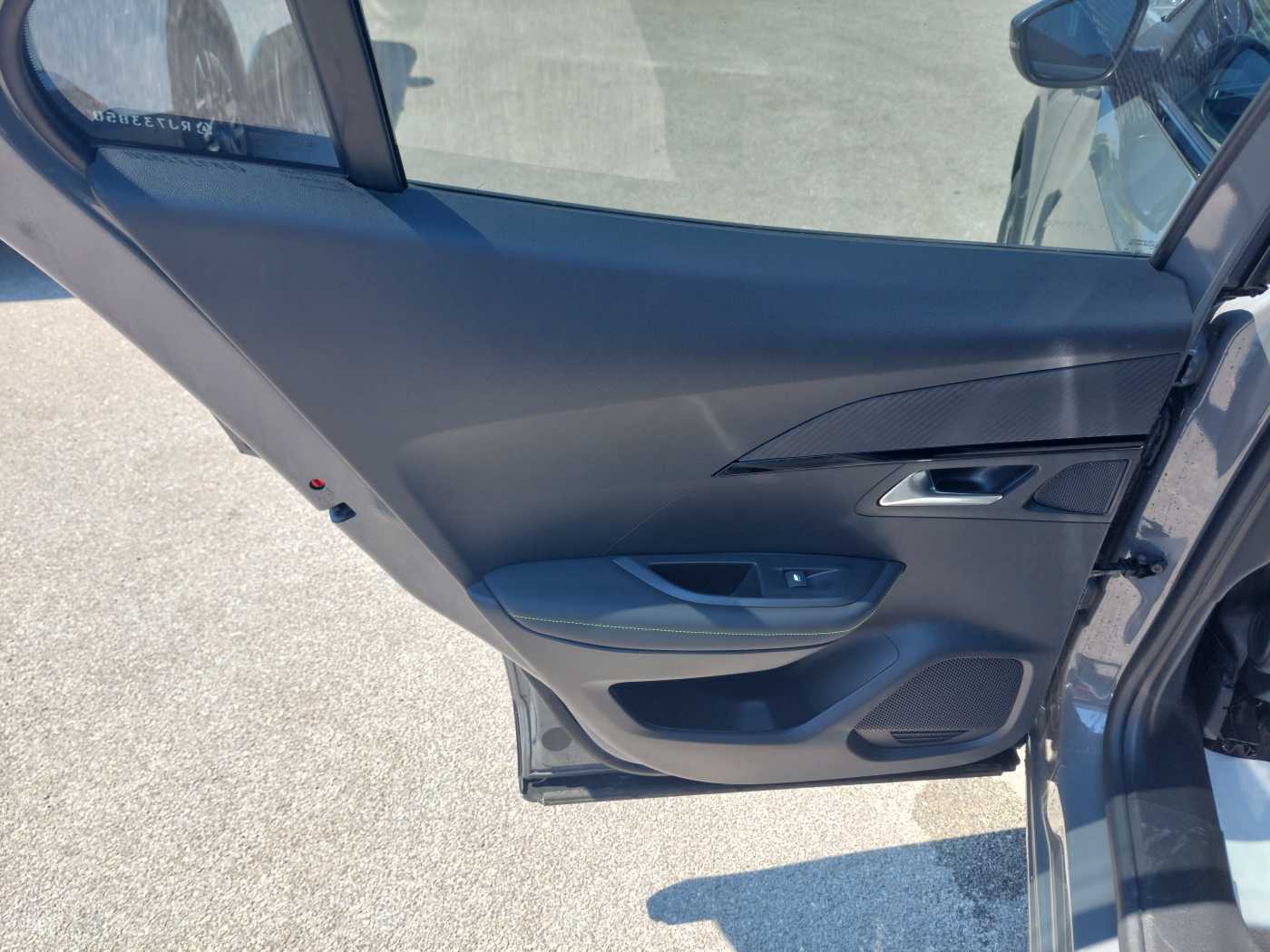 Peugeot 2008 2ª serie motore elettrico 156CV GT KM0