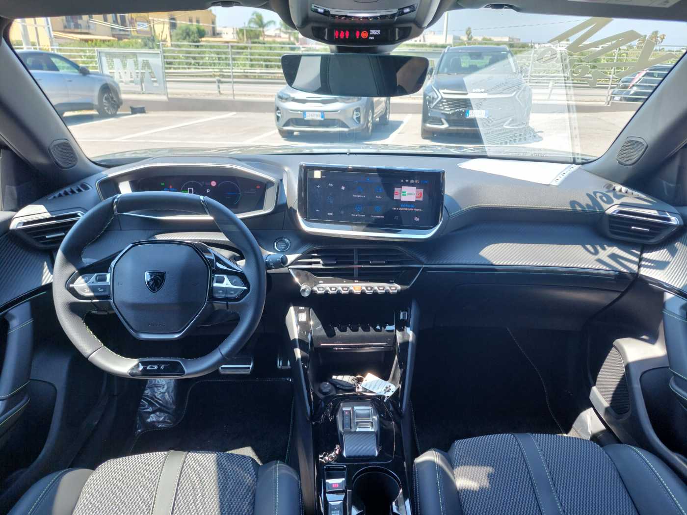 Peugeot 2008 2ª serie motore elettrico 156CV GT KM0