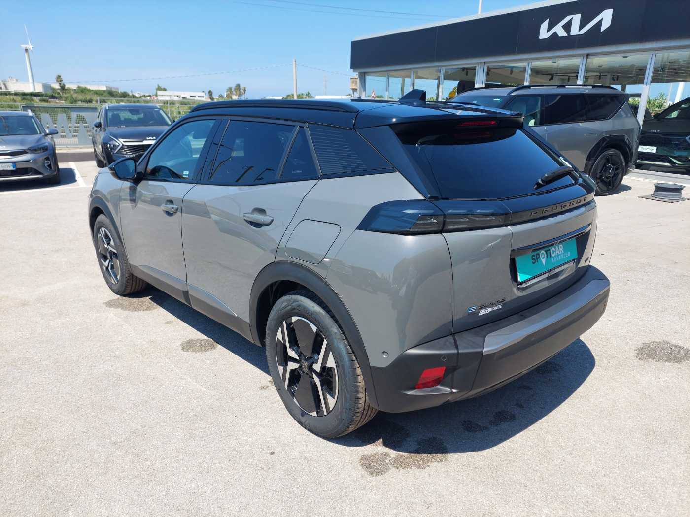 Peugeot 2008 2ª serie motore elettrico 156CV GT KM0