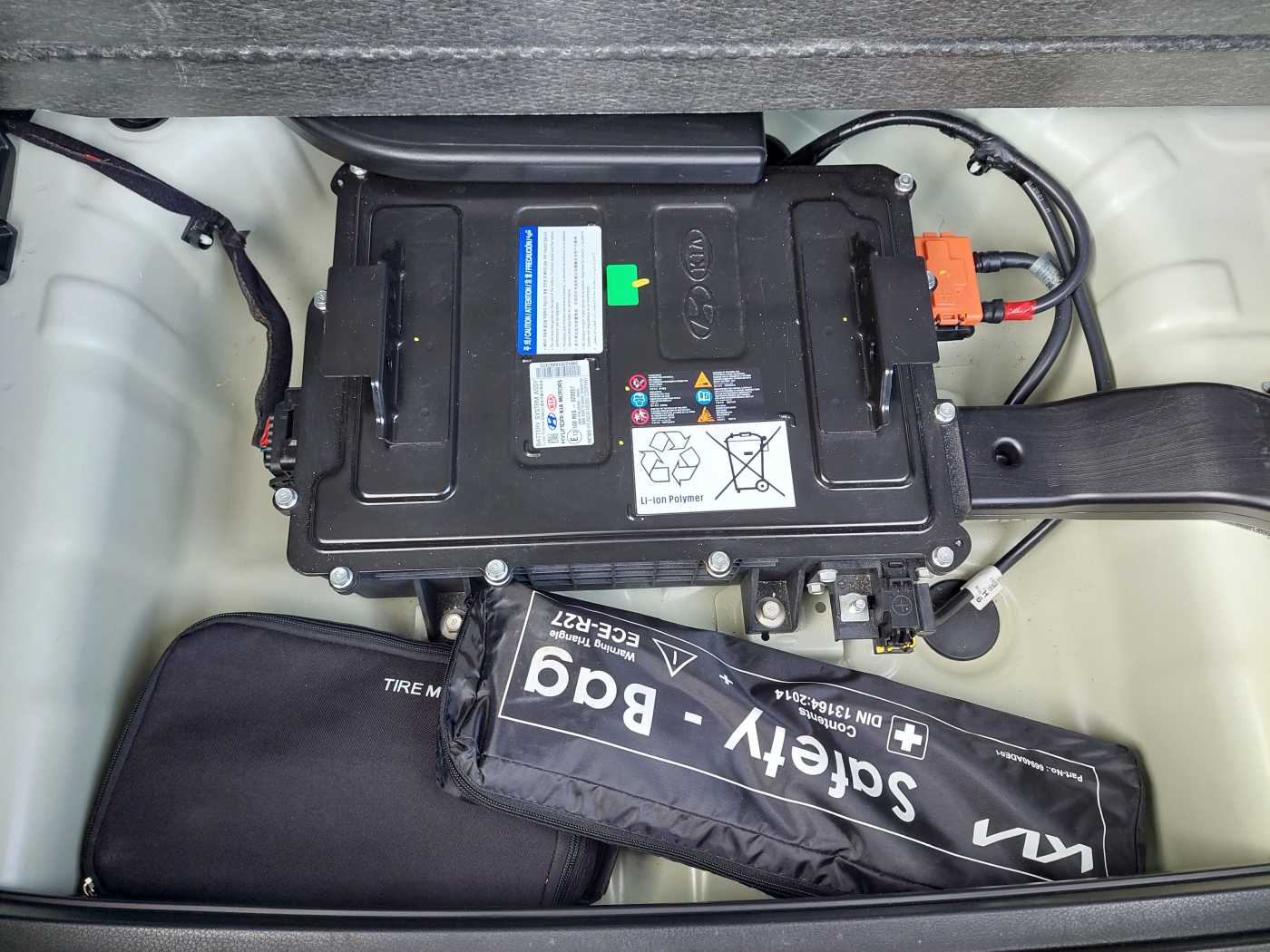 Kia Stonic 1.0 T-GDi 100 CV MHEV iMT Style