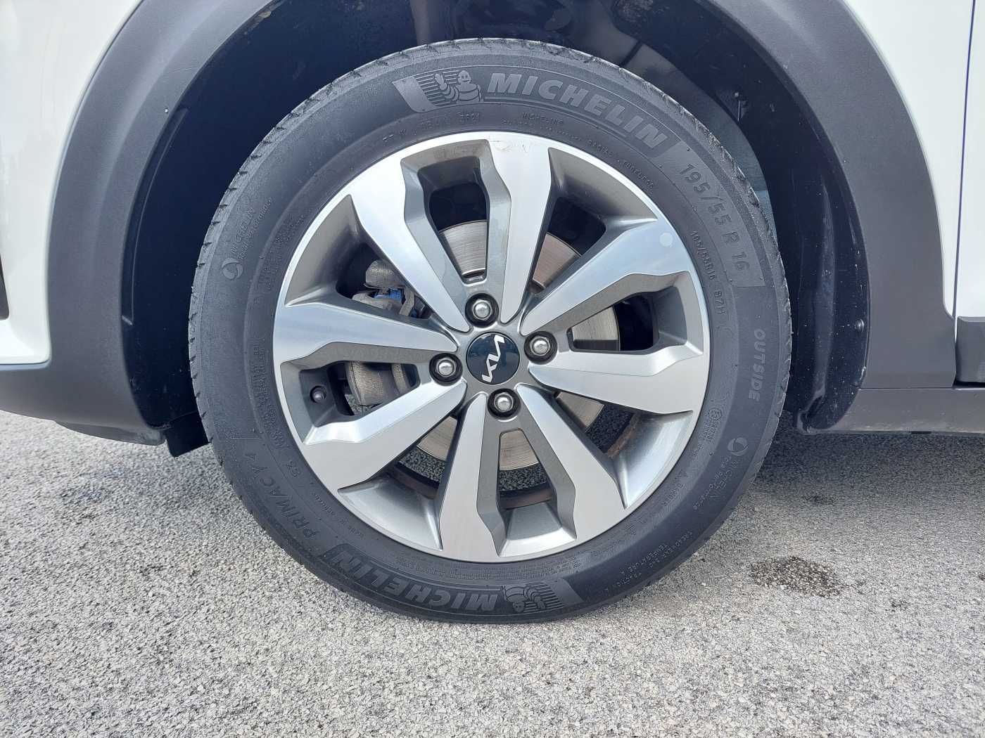 Kia Stonic 1.0 T-GDi 100 CV MHEV iMT Style