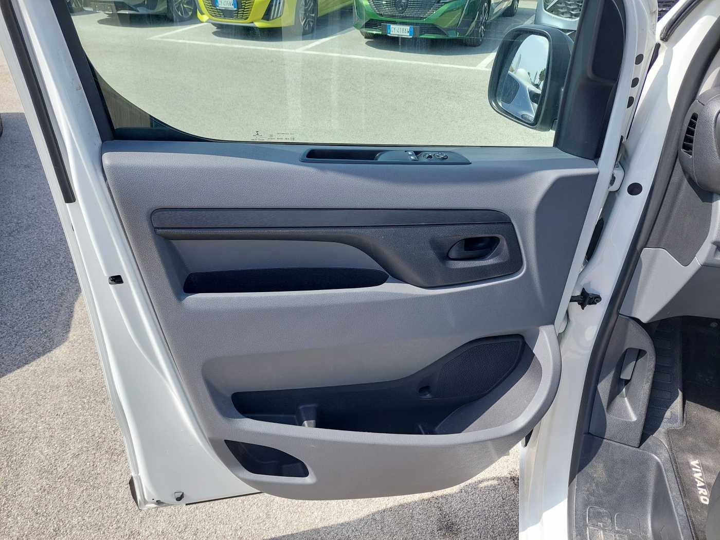 Opel Vivaro 2.0 Diesel 145CV L3H1 Furgone Enjoy