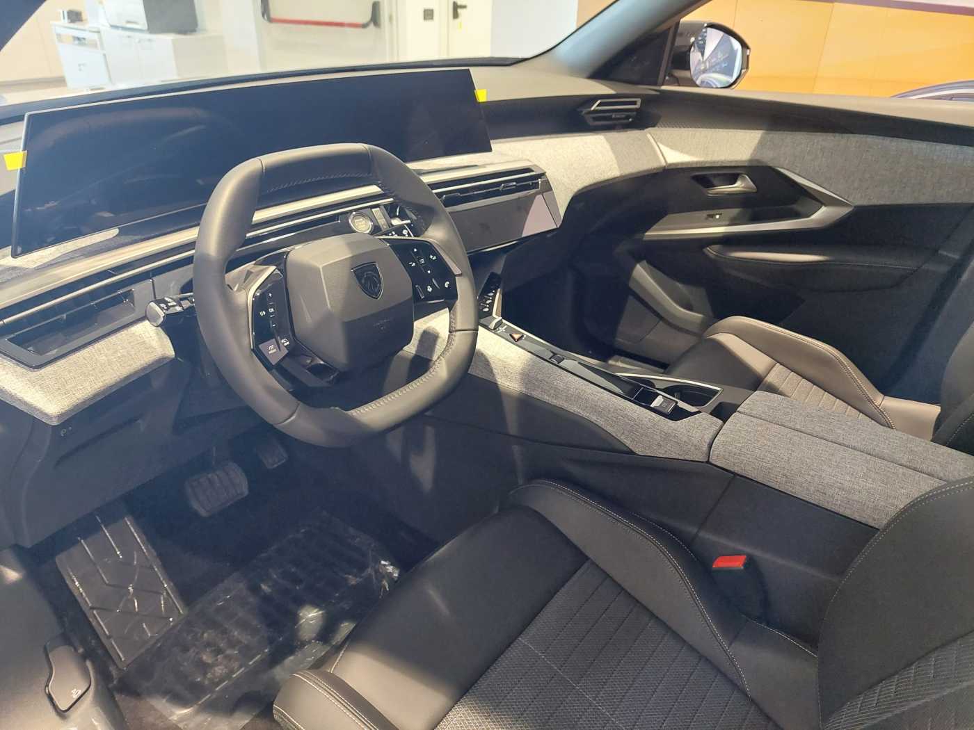 Peugeot 5008 3ª serie Hybrid 145 e-DCS6 Allure KM0