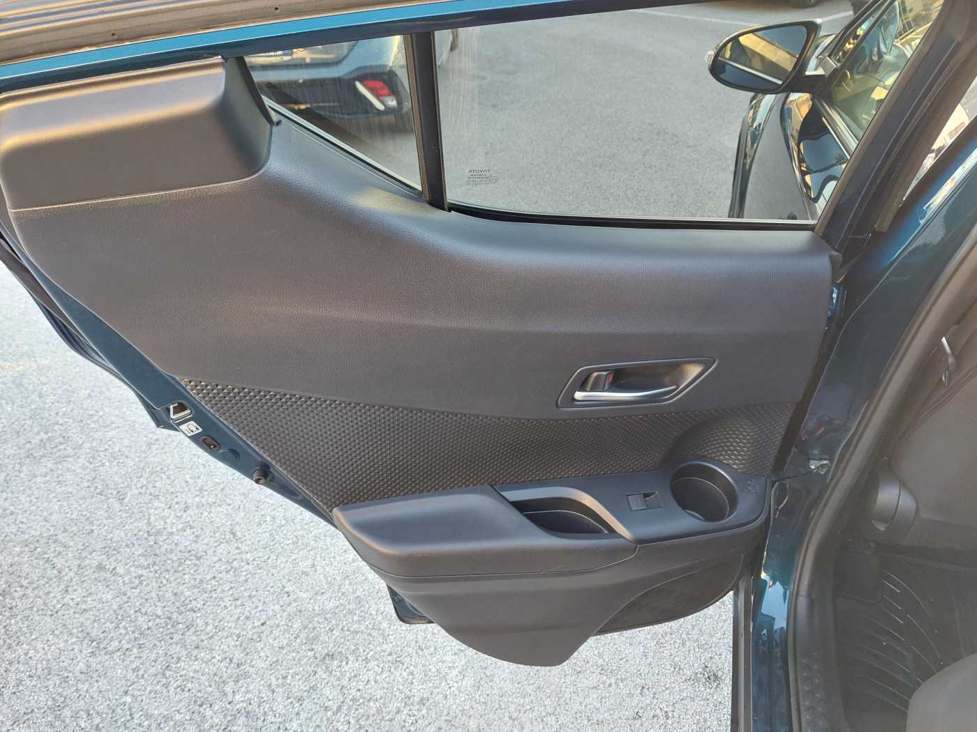 Toyota C-HR 1.8 HYBRID TREND 122CV E-CVT