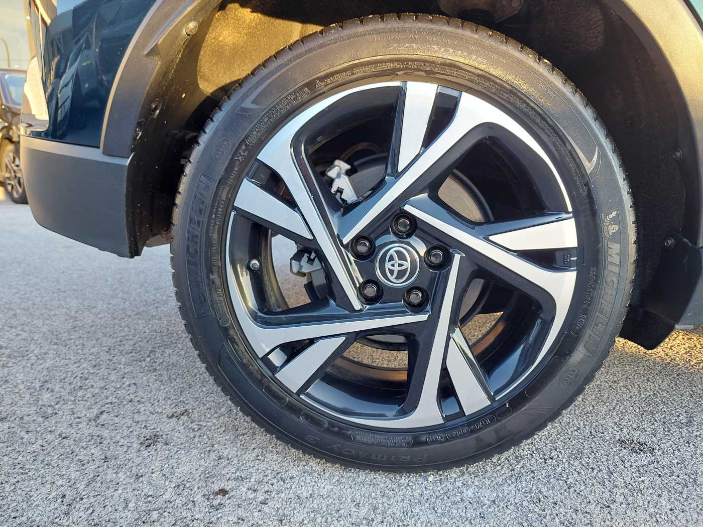 Toyota C-HR 1.8 HYBRID TREND 122CV E-CVT