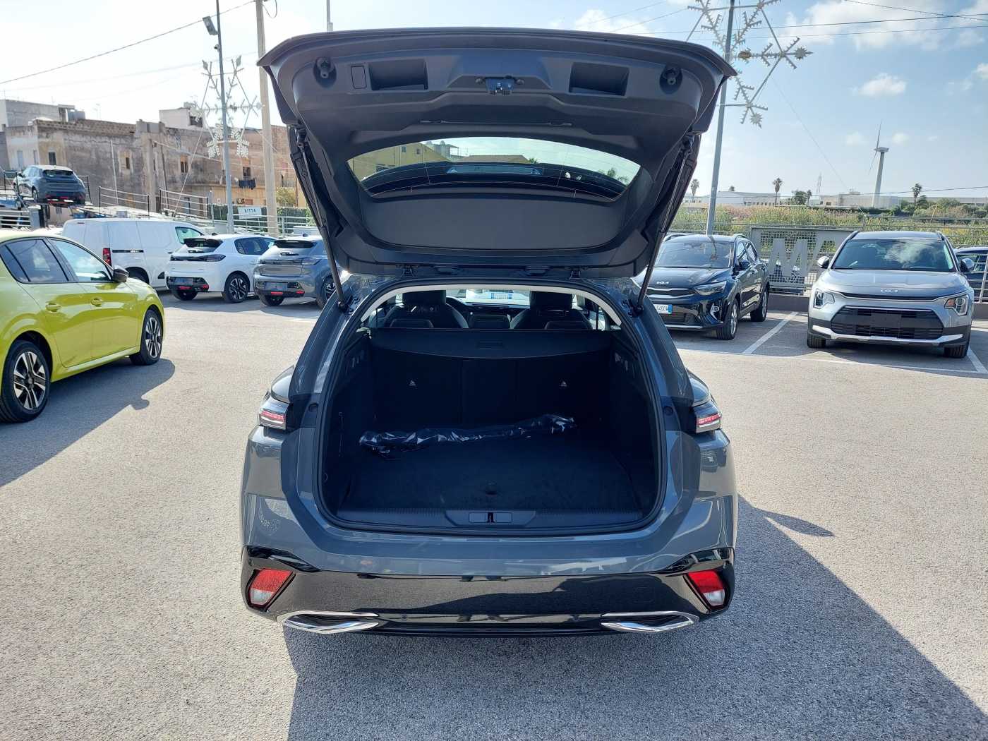 Peugeot 308 3ª serie BlueHDi 130 S&S EAT8 SW Allure